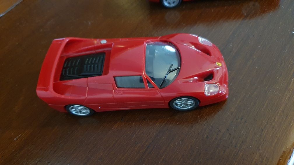 Colectie 7/7 Ferrari V-Power Shell 2005