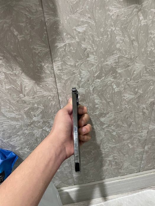 продаю iPhone 13 Pro Max