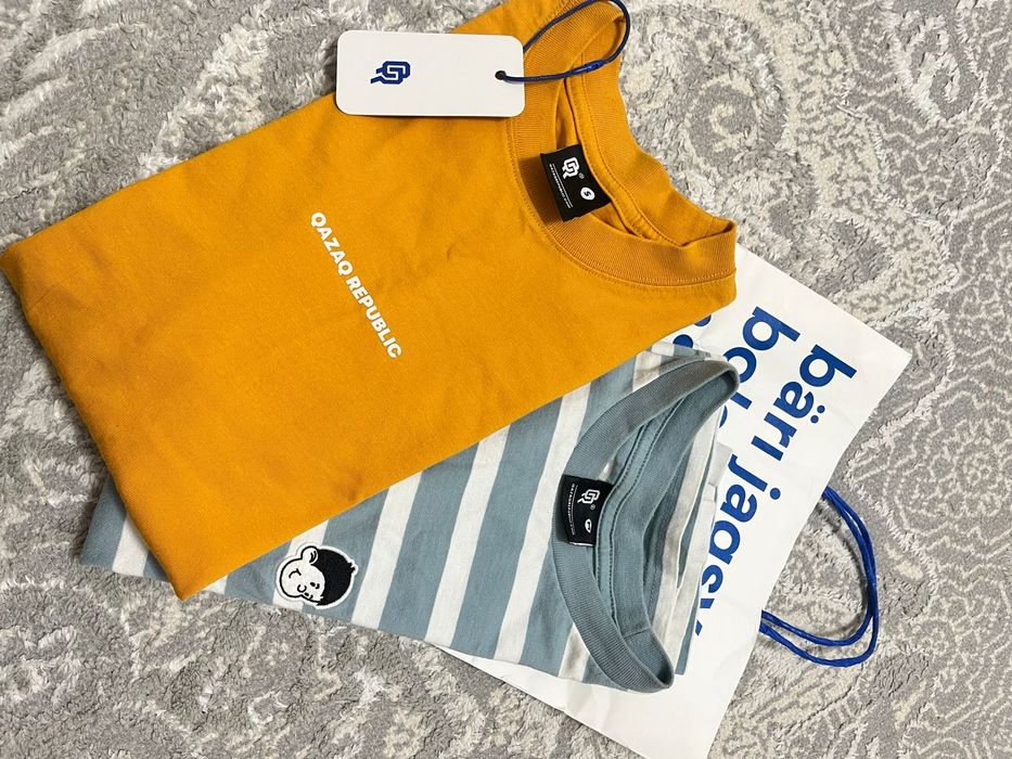 QR Қазақстандық брен футболкалар