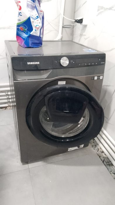 Продам машинку  с доставкой