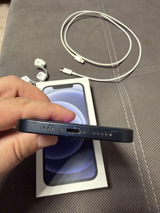 Iphone 12 black 64 gb