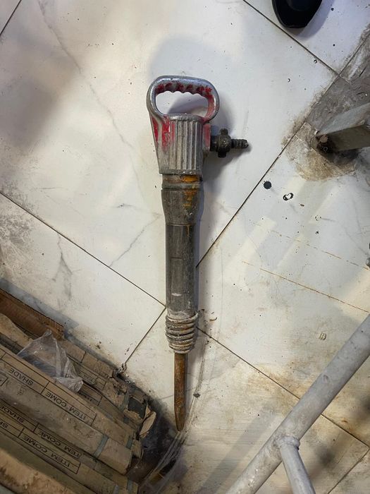 Отбойный молоток