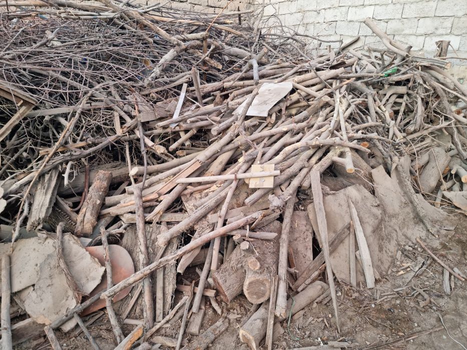 Сотилади Тахталар Харвасталик Чёрный Потолок ва Утин