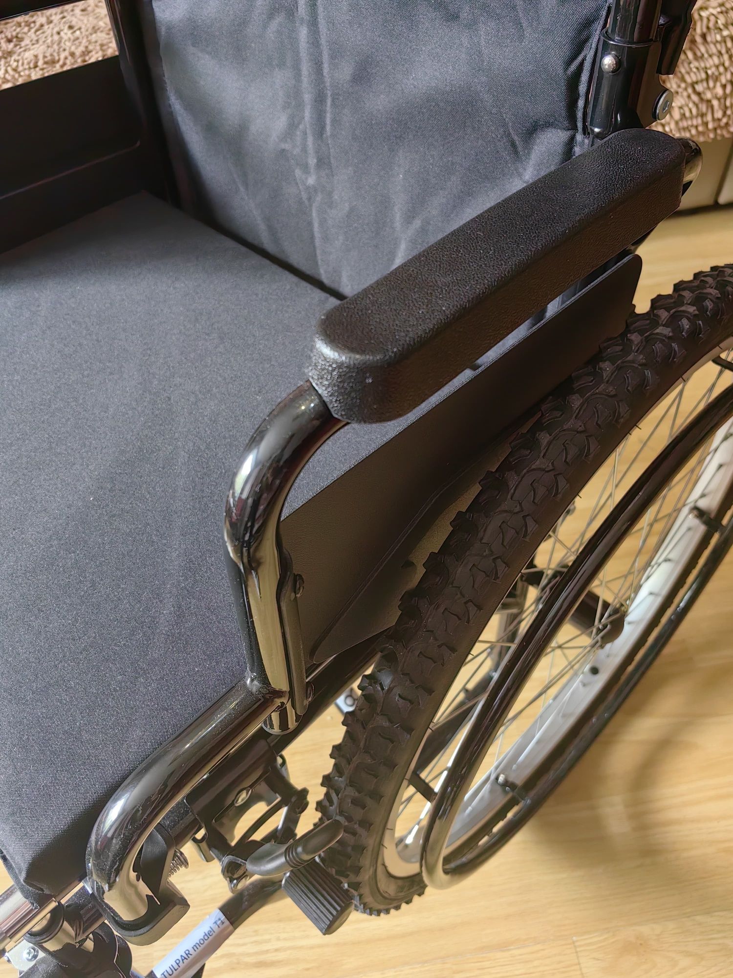Инвалидная коляска складная уличная Тулпар Т1 широкая посадка