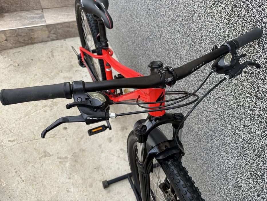 Specialized Pitch 27.5” – алуминиев планински велосипед, ОТЛИЧЕН