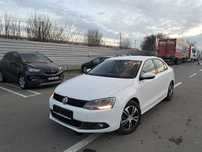 Volkswagen Jetta A6 1.6 TDI,105 Cai Putere, an 2013, EURO 5