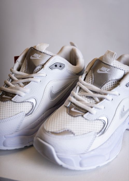Дамски маратонки Nike