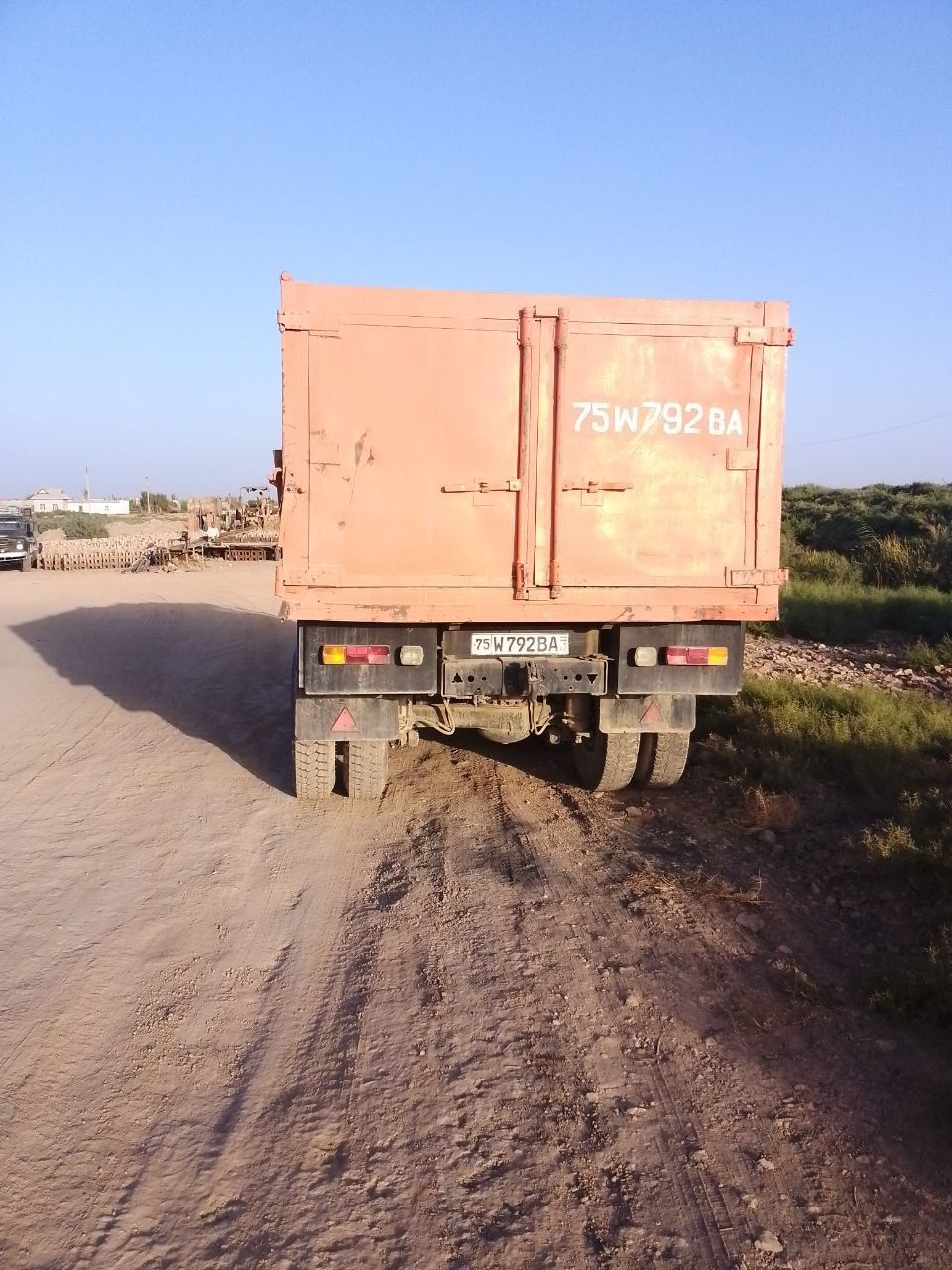 Kamaz kamaz holati yaxshi