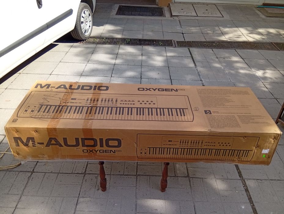 Електрическо пиано M-Audio Oxygen