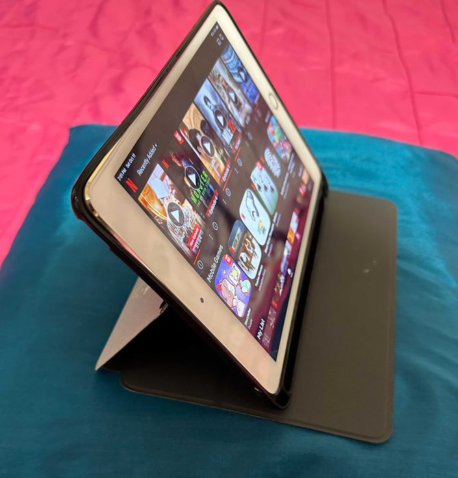 Таблет iPad mini 4 128 Gb