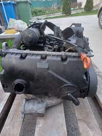 Vând motor VW  T5 1.9 tdi-AXB
