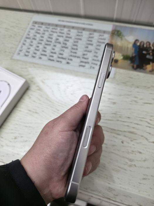 Iphone 16 pro max 100%,2oy ishlatilgan