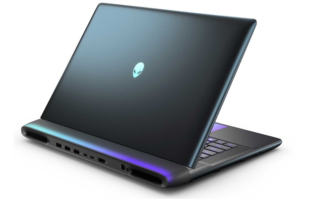 новый Alienware 16" Area-51 Ultra 9/ 32gb/ 1Tb / 5080