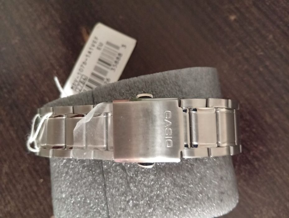Ceas bărbat casio nou sigilat nefolosit adus de afara