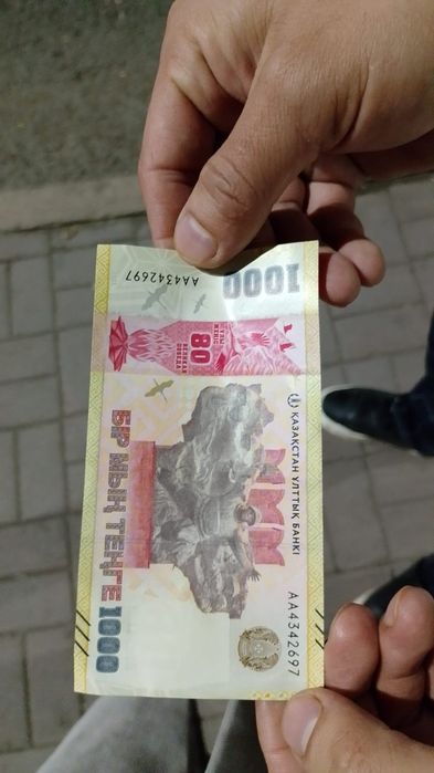 Продаю ювелирный 1000 тг