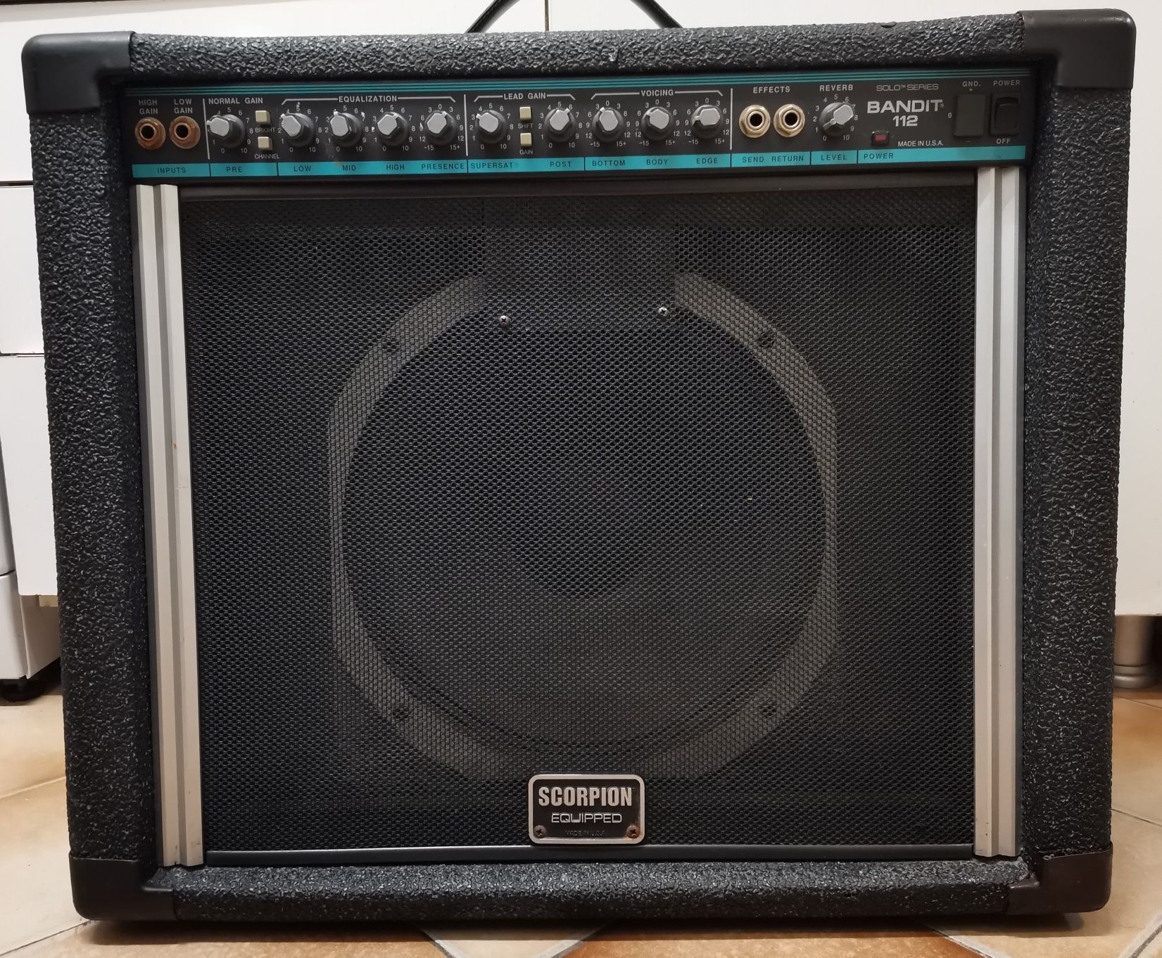 Boxa activa chitara Peavey Bandit 112, 80W; Boxe Wega 45/65W - 250lei