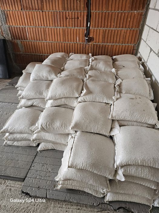 Fasole romaneasca 9lei kg engross