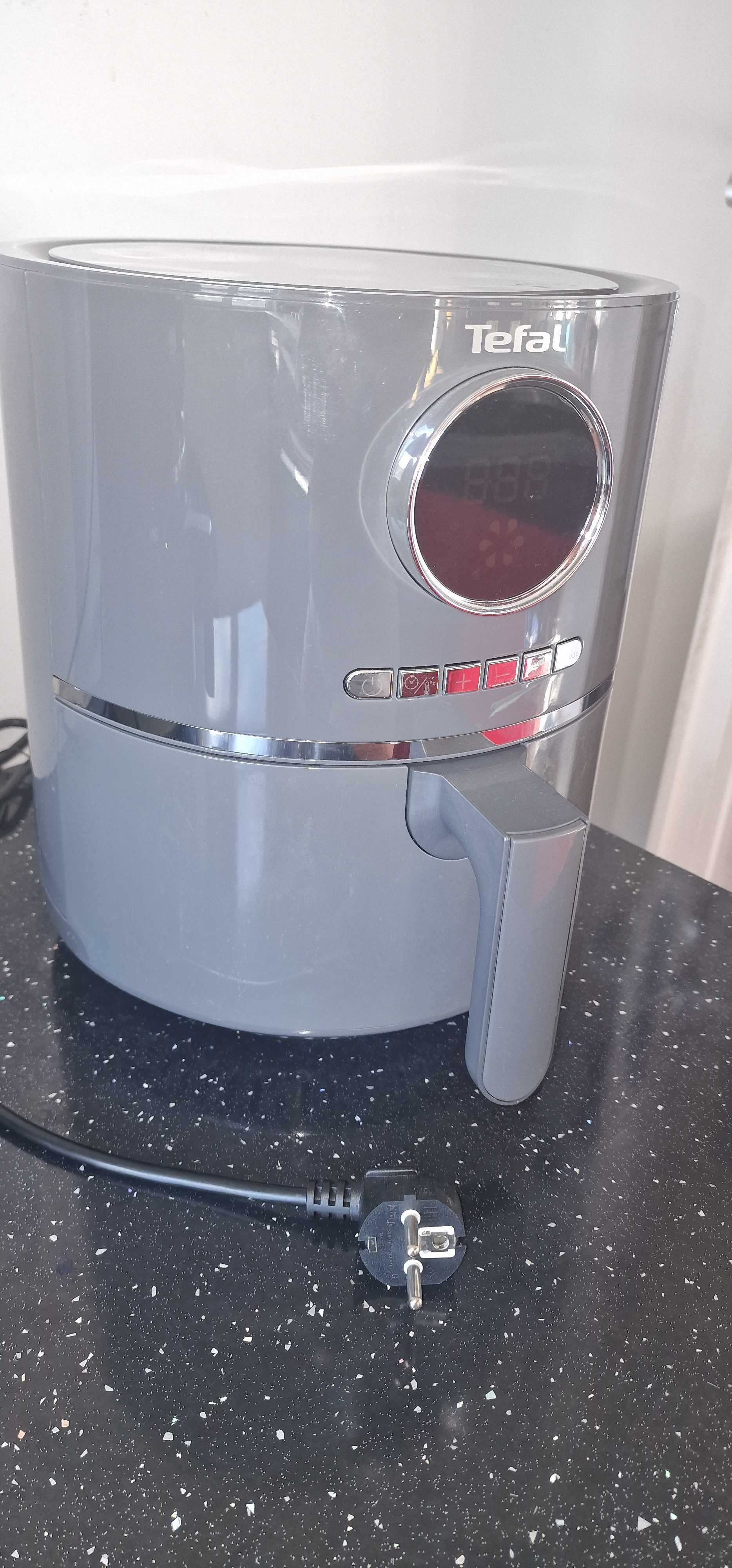 Friteuză cu aer cald Tefal Ultra Fry Digital, 4.2L, ca nouă