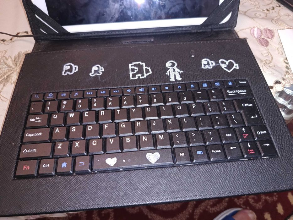 Tableta Samsung A6 cu tastatura