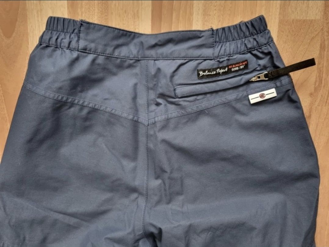 Pantaloni de schi Mammut Gore-Tex, pentru bărbați – Nr. 46