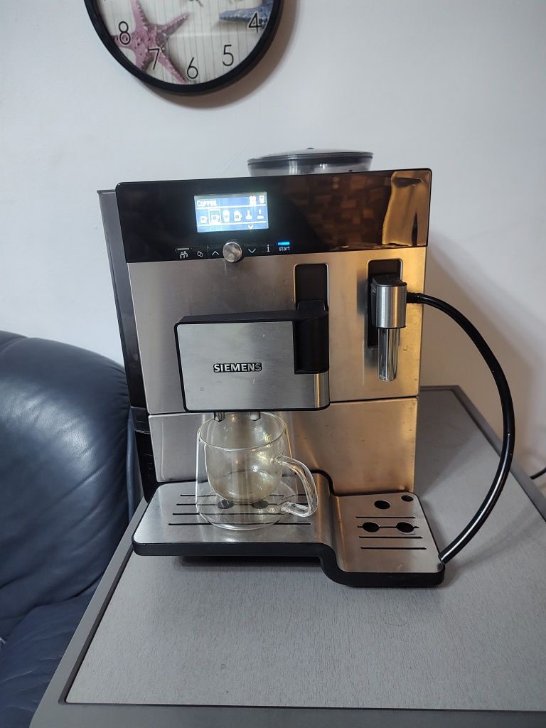 Aparat cafea bonitas și simens  perfect funcționale   se da din casa