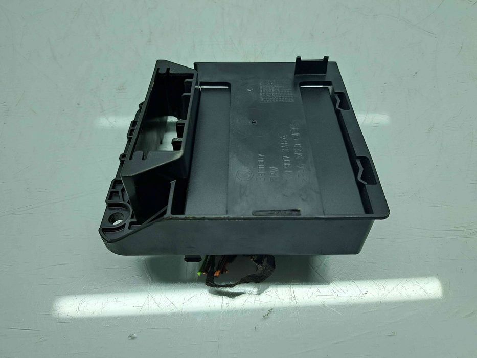 Modul confort  Volkswagen Golf 5 Plus (5M1) [Fabr 2005-2008] 1K095943