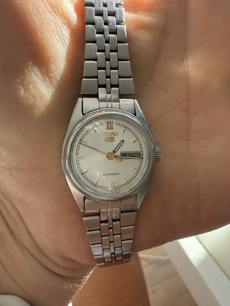 Дамски часовник seiko