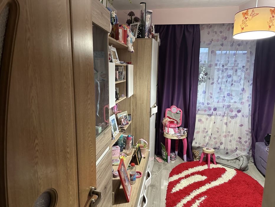 Vand urgent apartament 2 camere transformat in 3 , B-dul Republici