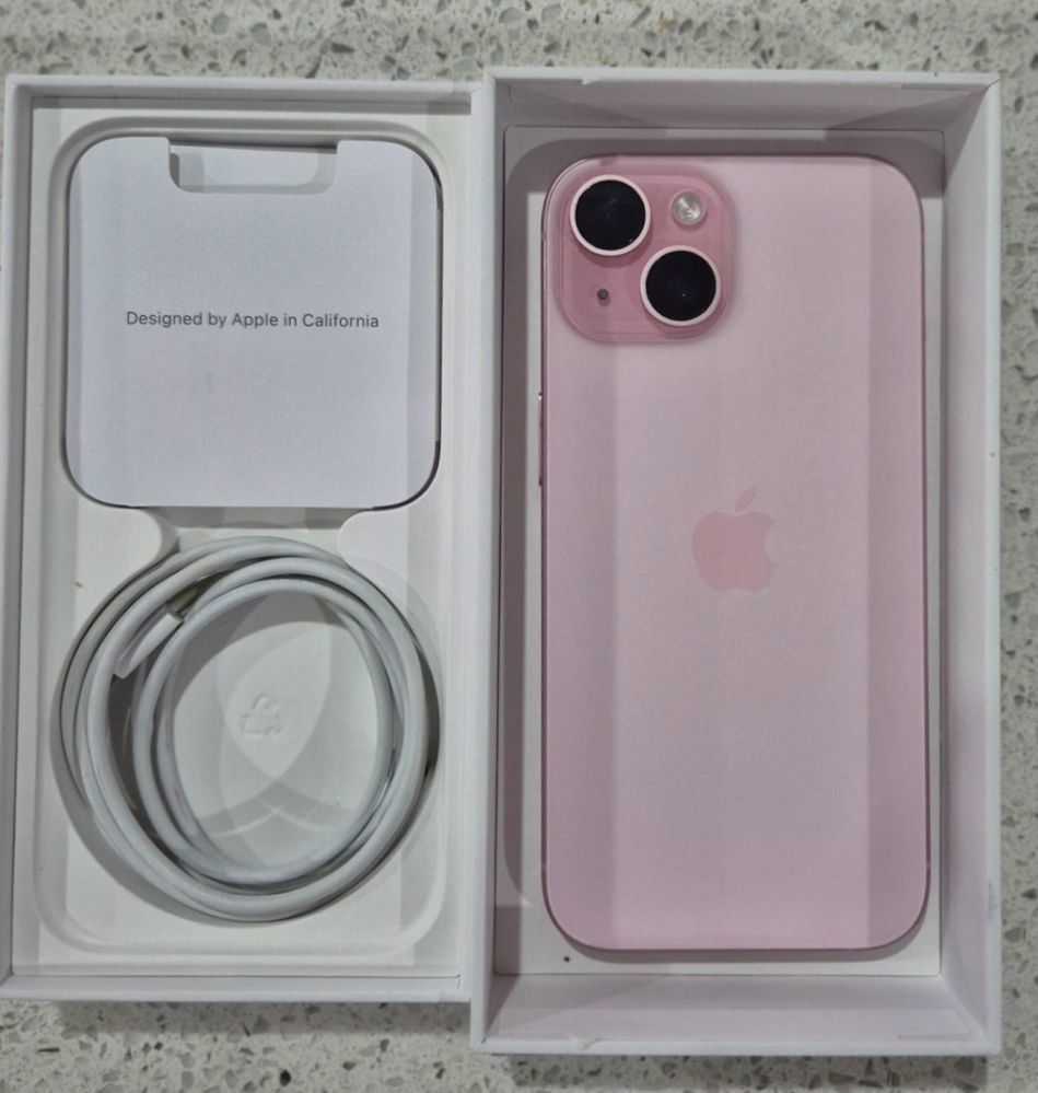 Apple iPhone 15 - 128GB - розов