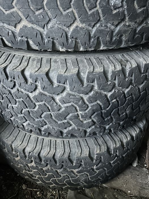 Jante aluminiu L200  R15 cu cauciucuri 31x10.5x15