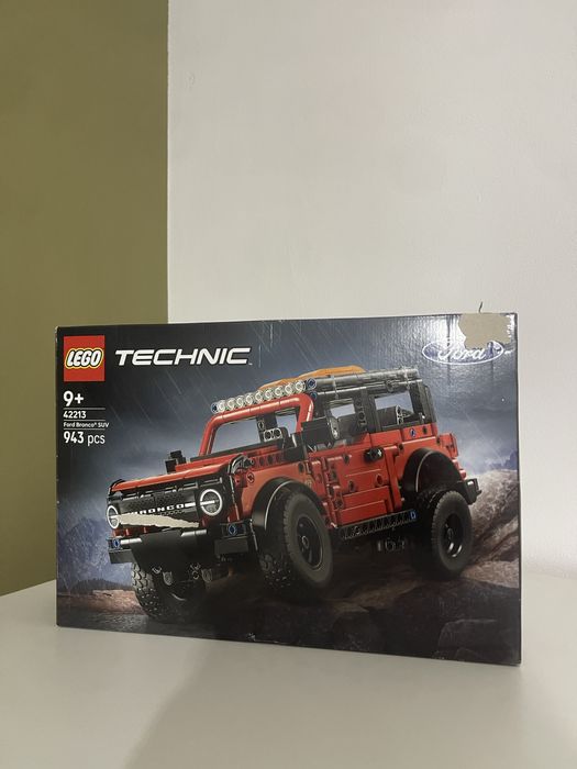Lego Technic Ford Bronco Sigilat CADOUL PERFECT