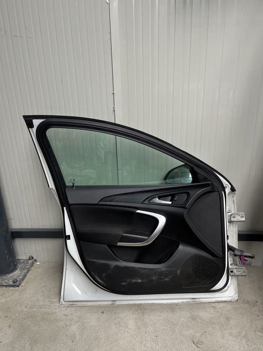 Ușa/Uși Opel Insignia 2013 stânga - dreapta fata - spate