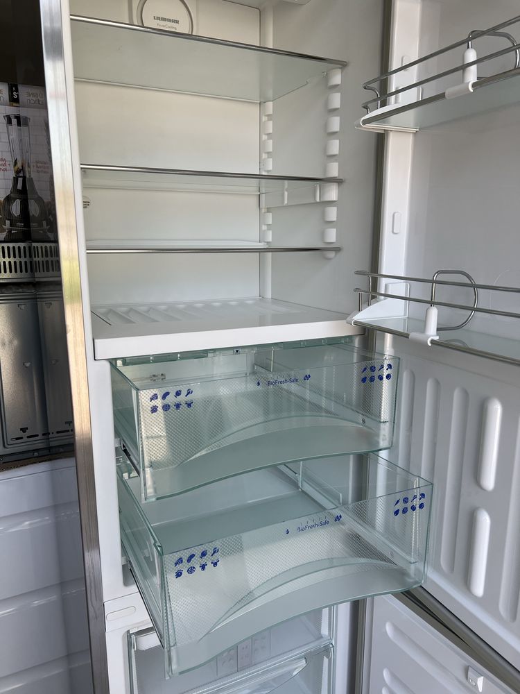 Liebherr Premium комбиниран хладилник с фризер