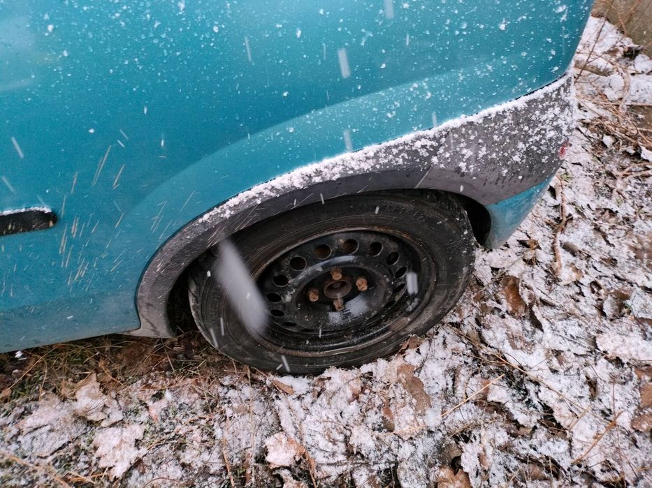 Dezmembrari  Opel CORSA C  2000  > 2009 1.2 Benzina