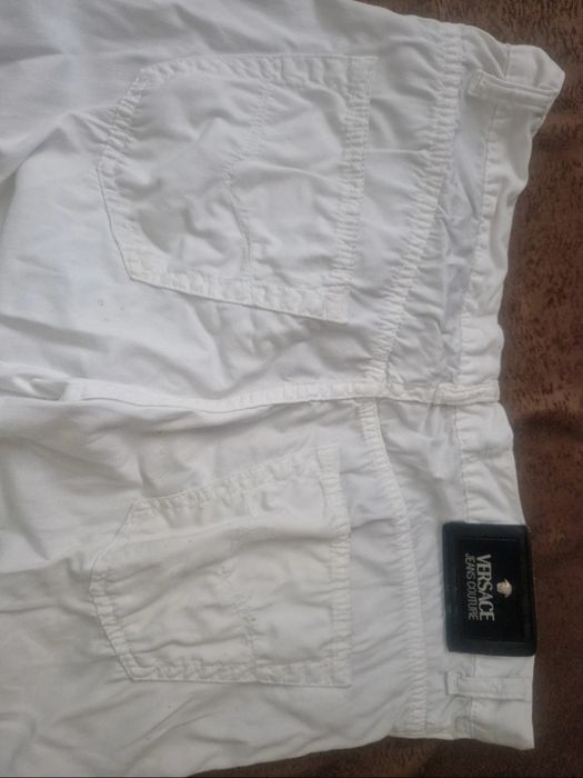 blugi versace albi
