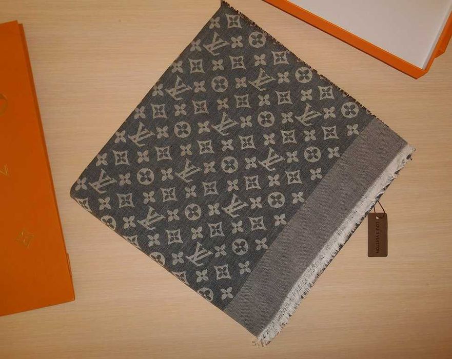 Eșarfă pentru femei Louis Vuitton 0336