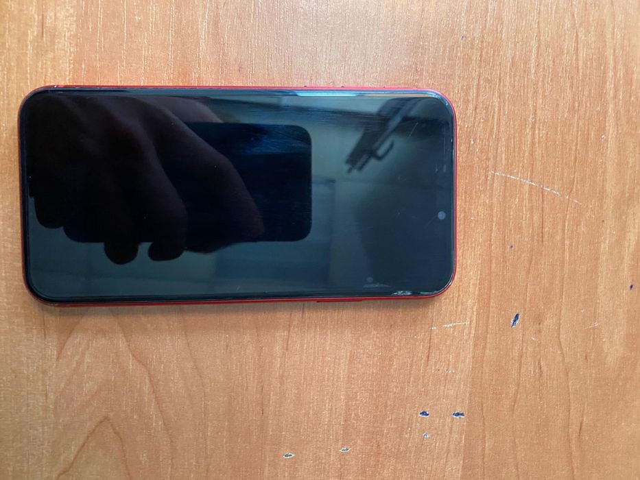 Продам Айфон 11 ..