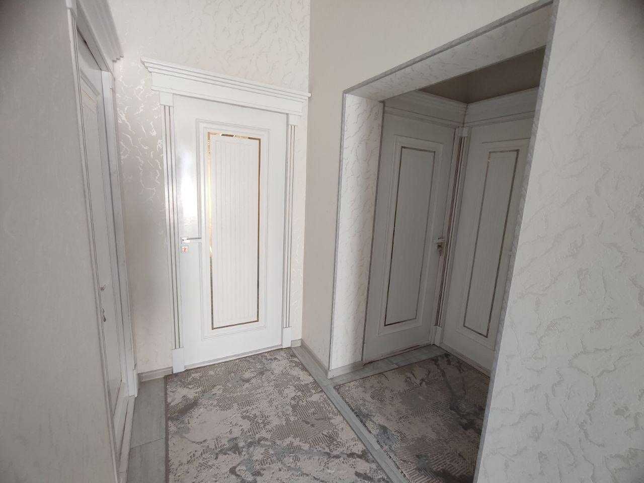Продаю дом с шикарным подвалом  строили для себя Срочно