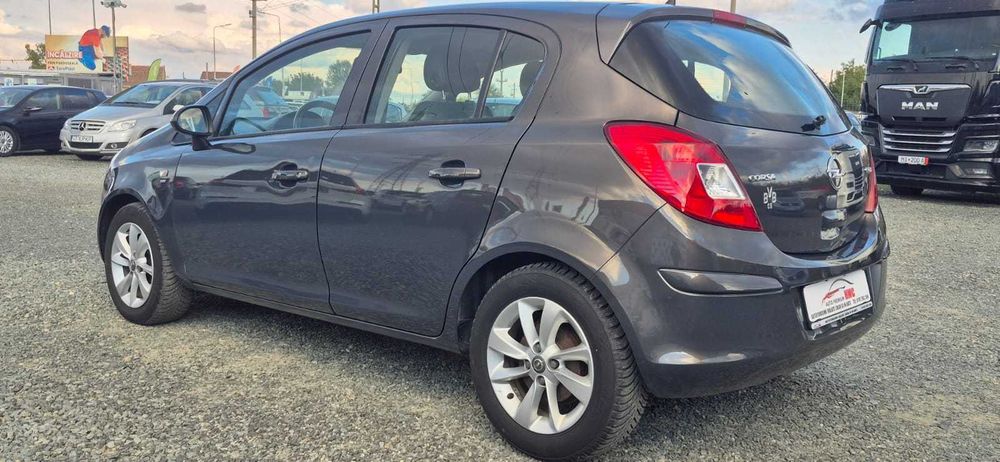 Opel Corsa 1.2 Benzina + Gaz 2014 Rate sau Cash