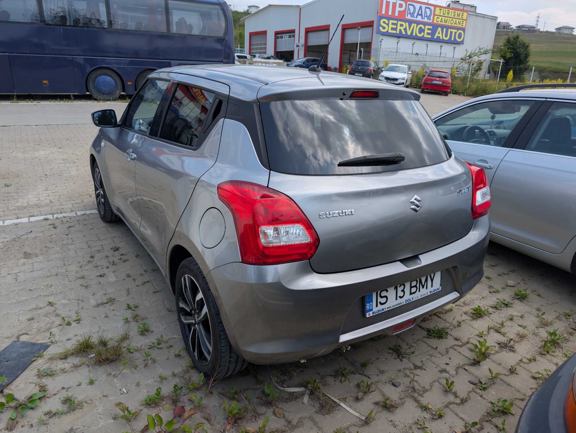 suzuki swift 2019 - turbo 10.000 km rulati