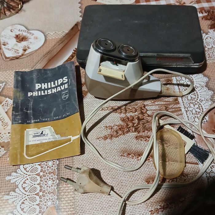 Продавам електрическа самобръсначка