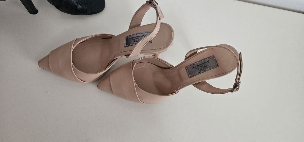 Vand sandale EPICA, Mamzelle si Anna Cori