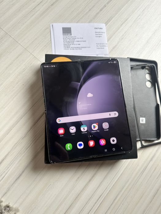 Samsung Fold 5 512gb 12 gb ram