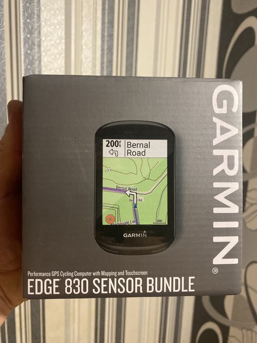 Велокомпьютер Garmin edge 830 sensor bundle