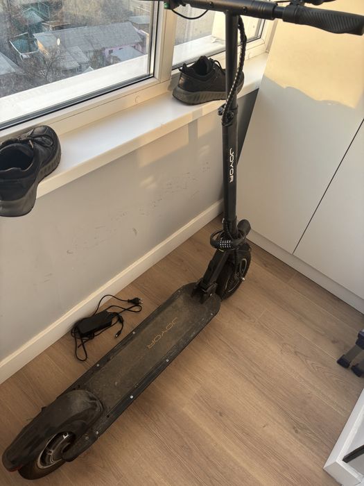 электросамокат joyor X5S 45V 13Ah зарядка в комплекте