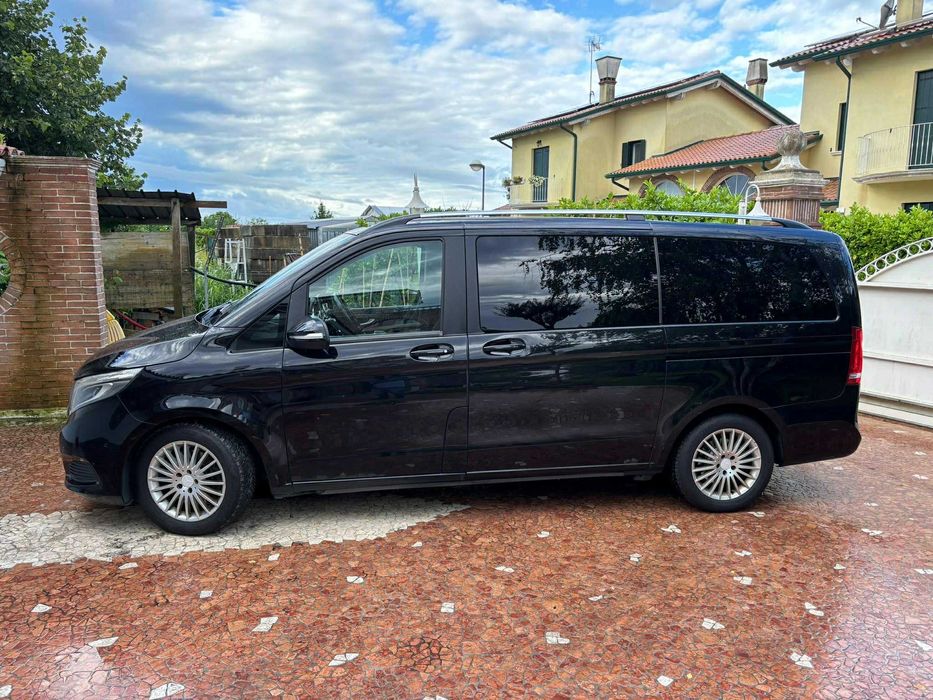 Mercedes V Class 220