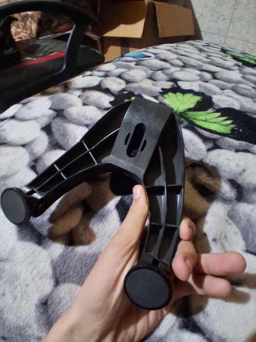 Volan thrustmaster t80