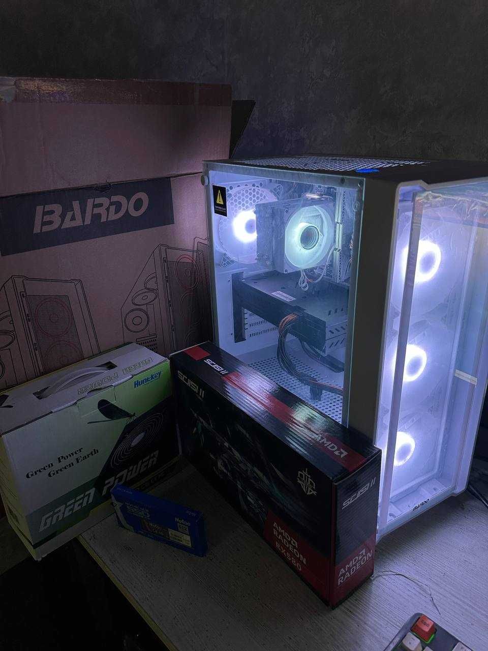 Новый белый игровой кейс - 13 поколение / rx 580 8gb / 16gb ddr4