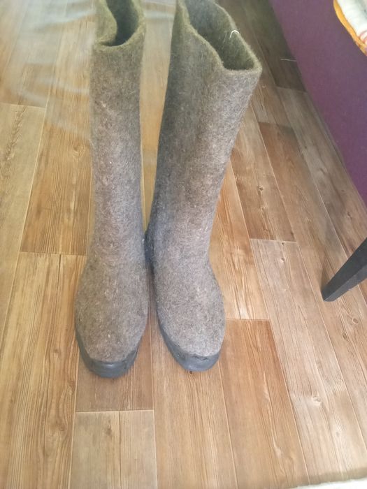 Продам валенки новые