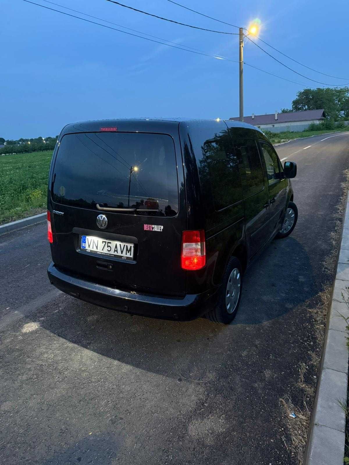 Vw Caddy  1.9 Tdi 105 cp 7 Locuri. Model Life / SCHIMB CU Audi A4